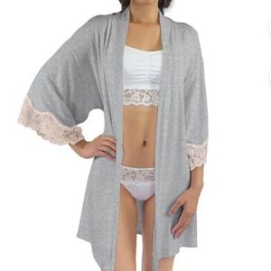 Women’s Grey Lace-Trim Robe - Soft Lightweight Kimono